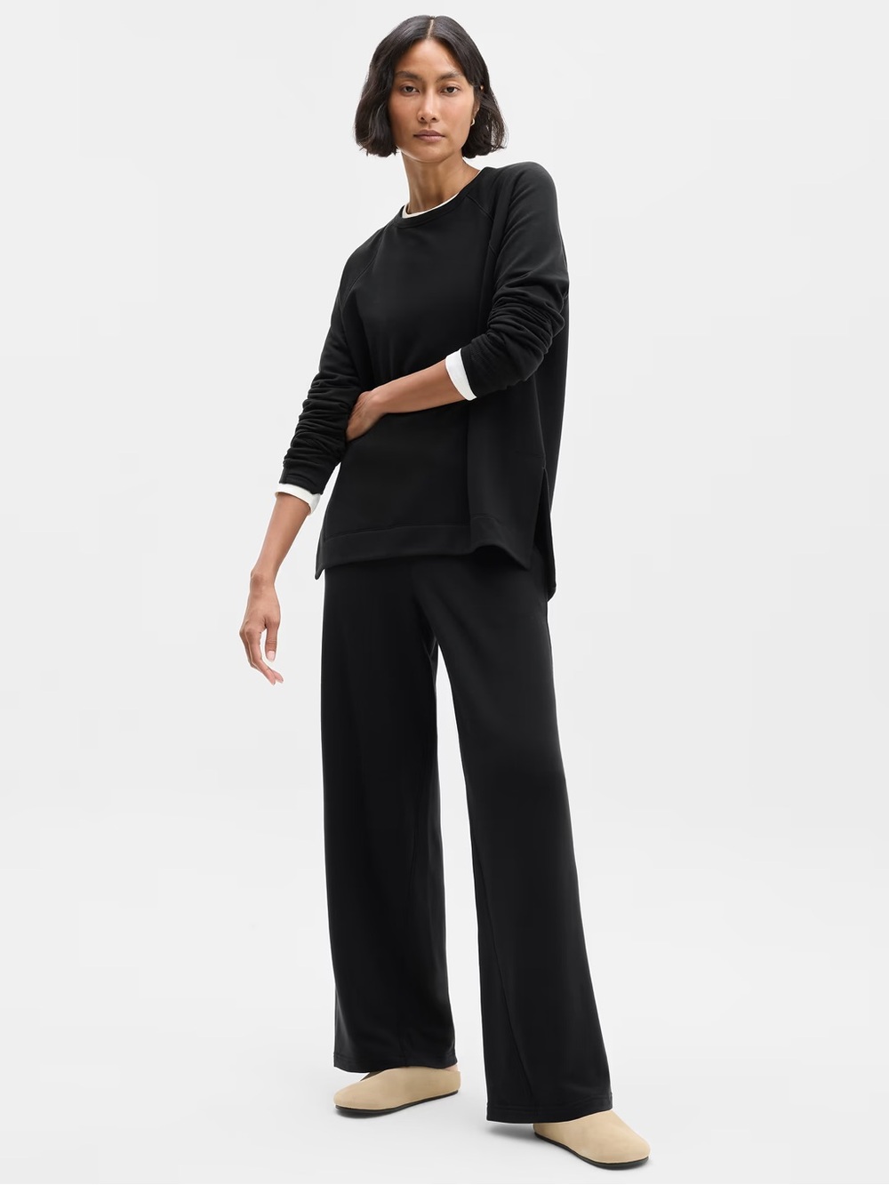 Athleta Coaster Luxe Recover Crewneck Sweatshirt, Black, Small TALL